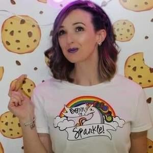 Meet your Posher, Adriana